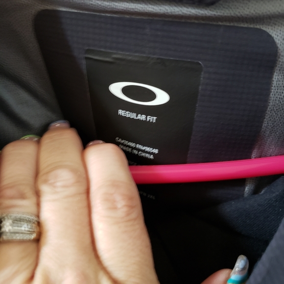 Mens Oakley jacket regular fit - Picture 6 of 6